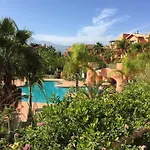 Sotoserena 2d Con Vista A La Piscina Y Montana Apartamento Estepona